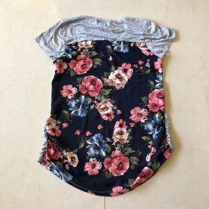 🚫sold🚫Hot gal Maternity flower print M